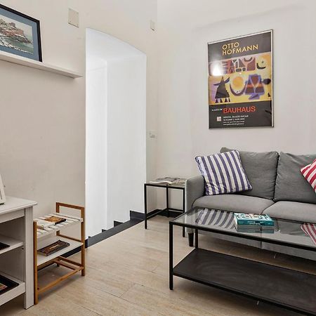 A Pochi Passi Da Piazza De Ferrari By Wonderful Italy Apartman Genova Kültér fotó