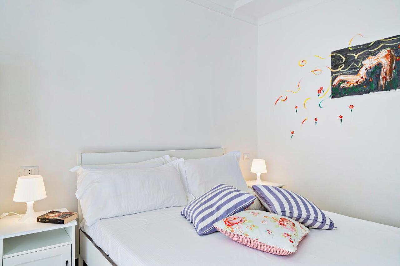 A Pochi Passi Da Piazza De Ferrari By Wonderful Italy Apartman Genova Kültér fotó