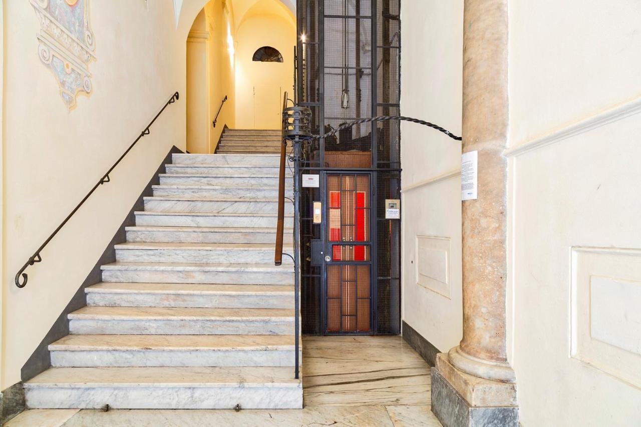 A Pochi Passi Da Piazza De Ferrari By Wonderful Italy Apartman Genova Kültér fotó